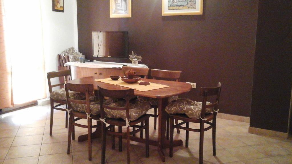 Apartments Jadranka Povile Novi Vinodolski Quarto foto