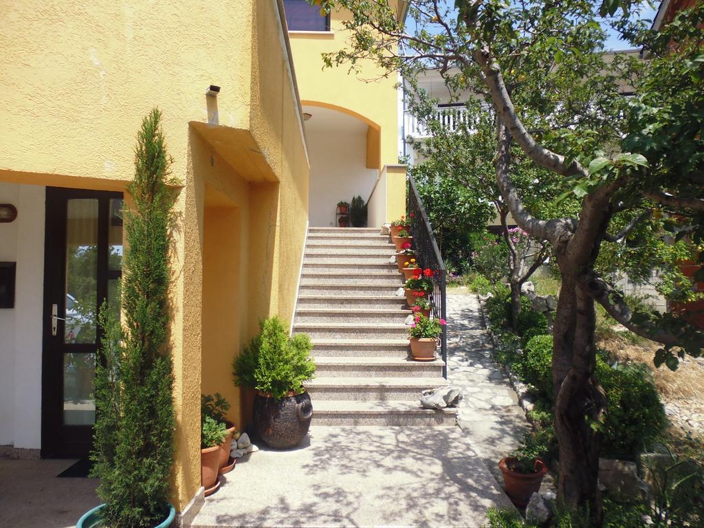 Apartments Jadranka Povile Novi Vinodolski Quarto foto