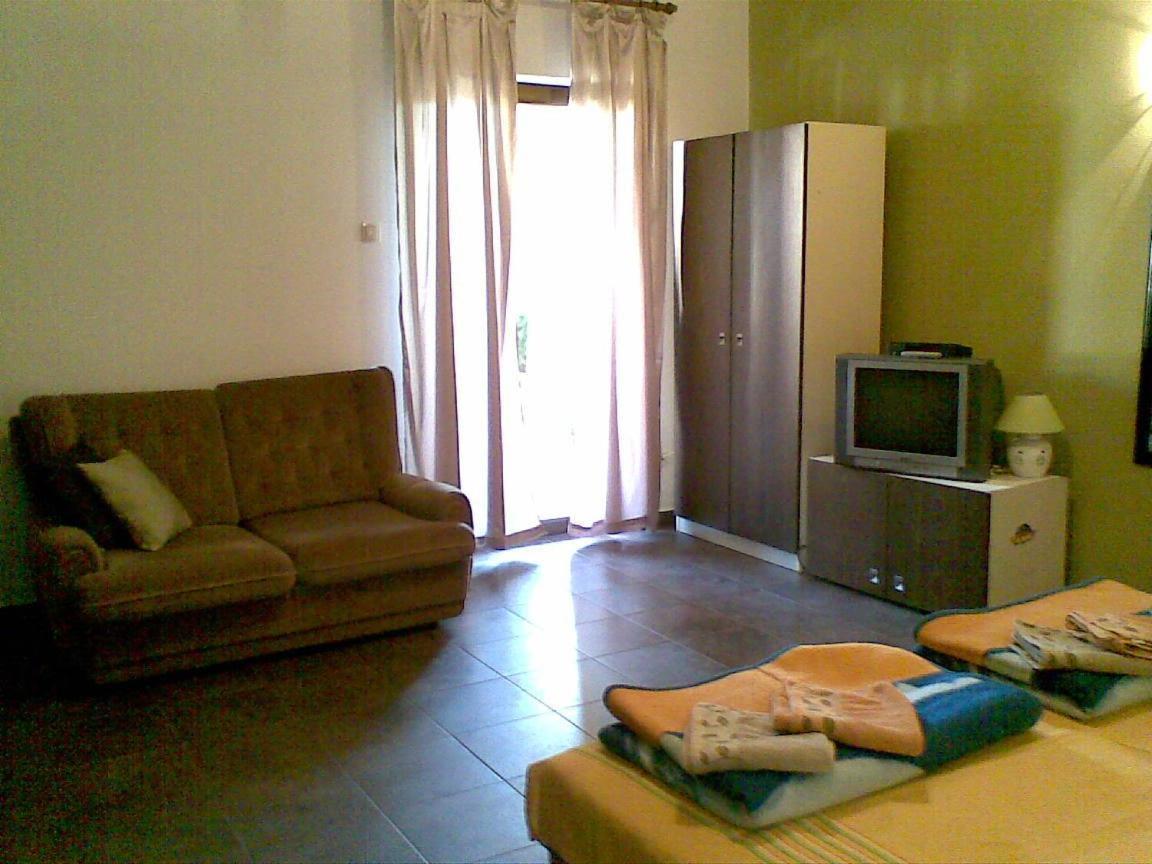 Apartments Jadranka Povile Novi Vinodolski Exterior foto