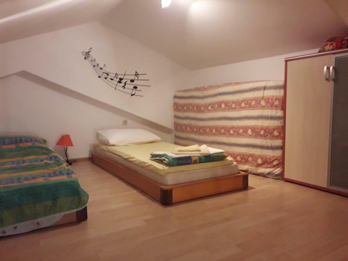 Apartments Jadranka Povile Novi Vinodolski Exterior foto