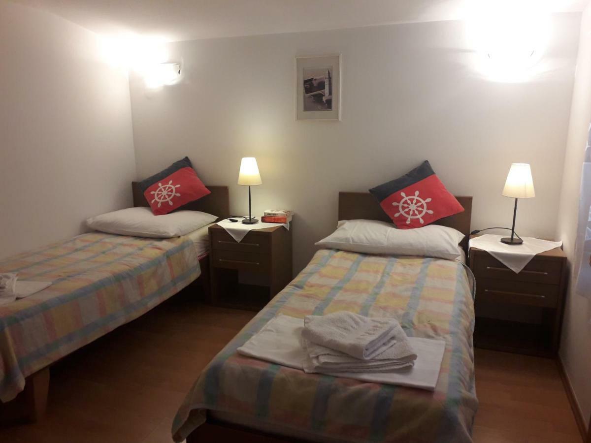 Apartments Jadranka Povile Novi Vinodolski Exterior foto